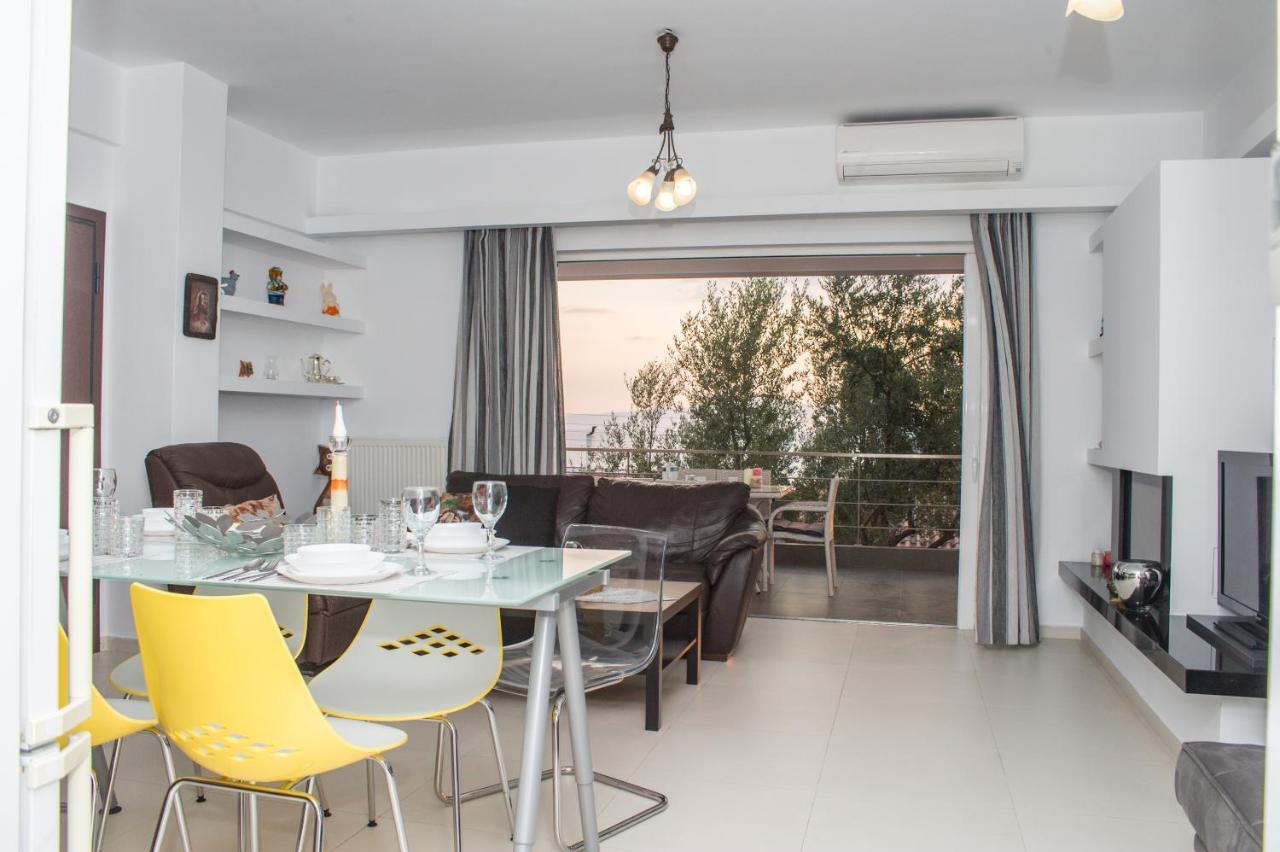Nina'S Villa, Cosy Seaview Retreat Верга-Каламата Экстерьер фото